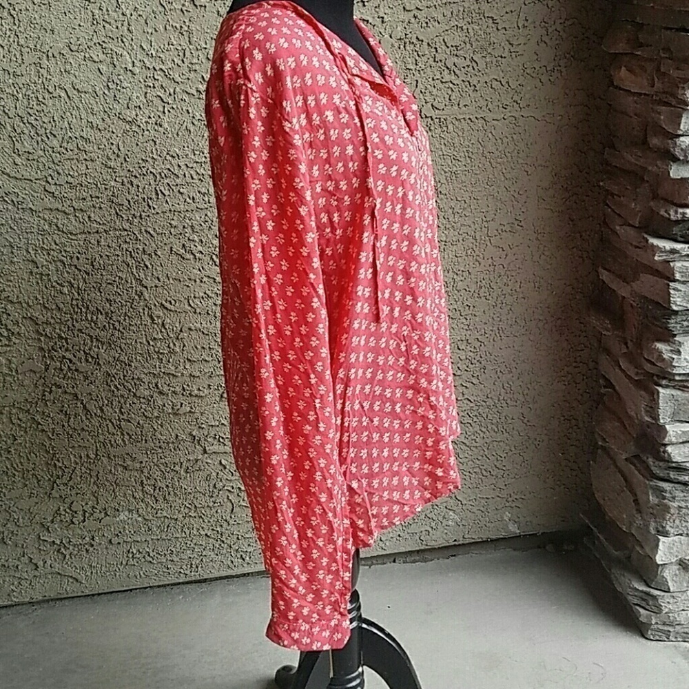 Women's Gap Coral Red Blouse Sz M Floral Lightweight - Picture 3 of 8